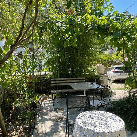 Konaku Guest House Gjirokastër Eksteriør bilde