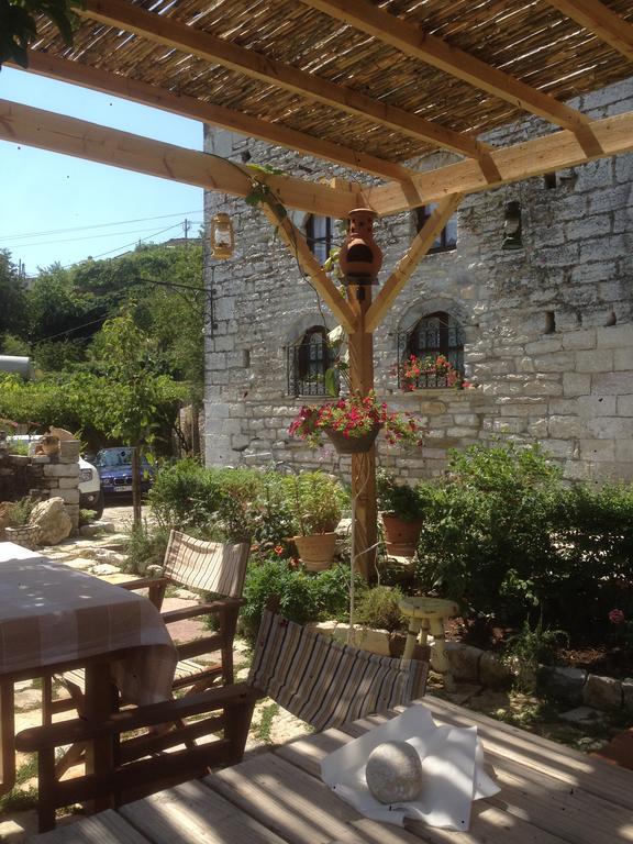 Konaku Guest House Gjirokastër Eksteriør bilde