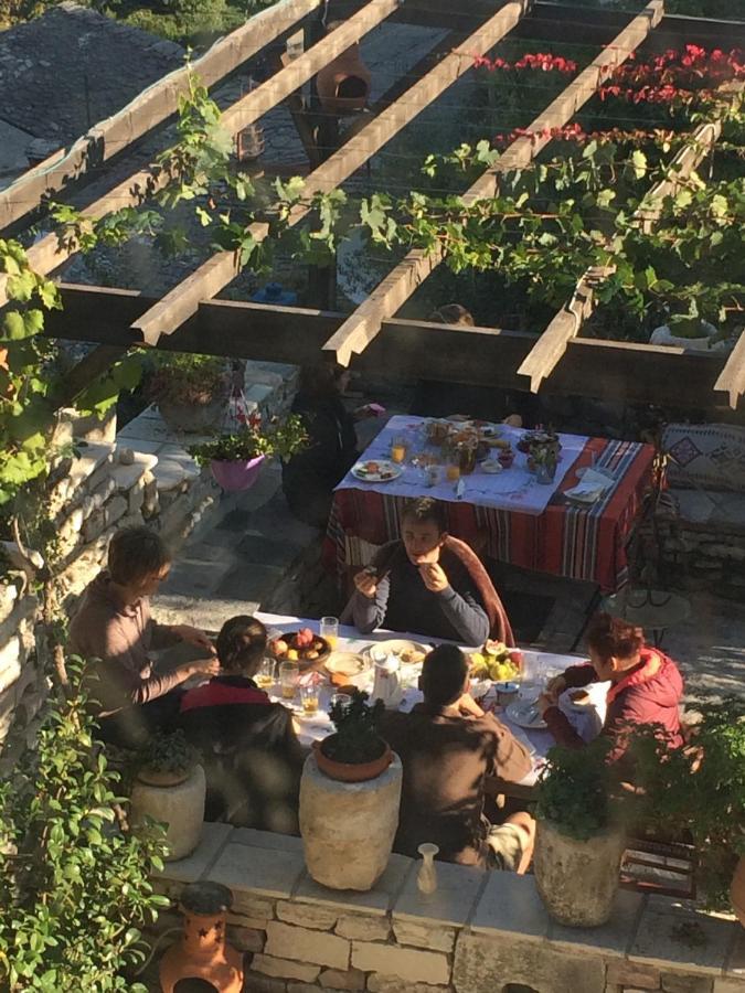 Konaku Guest House Gjirokastër Eksteriør bilde