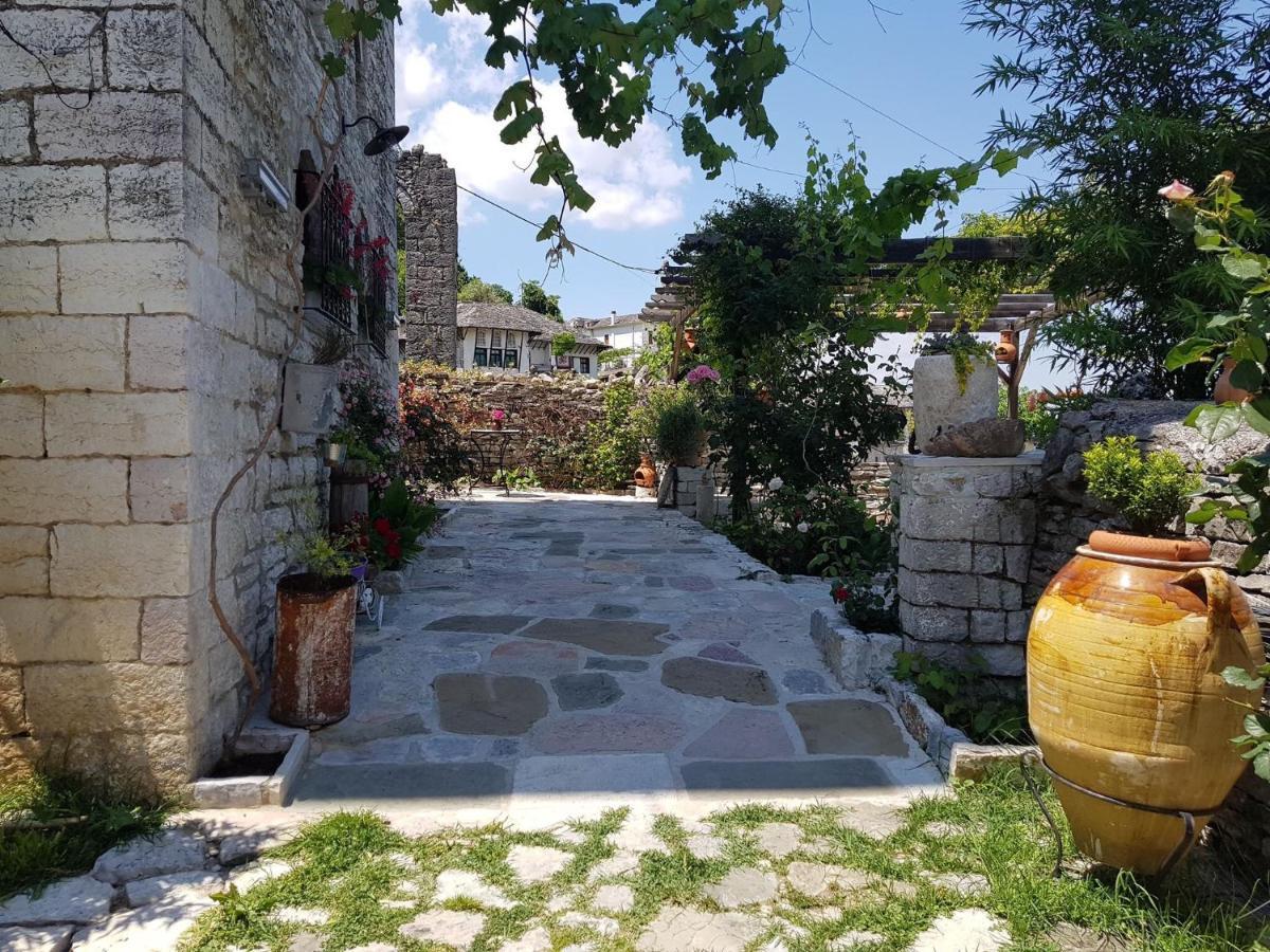 Konaku Guest House Gjirokastër Eksteriør bilde